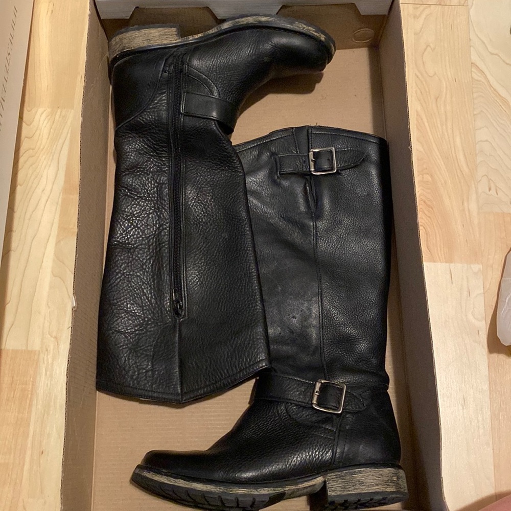 Steve Madden Black Leather Fairmont Boot Size 7.5. Great Condition. See pics. - Picture 1 of 15